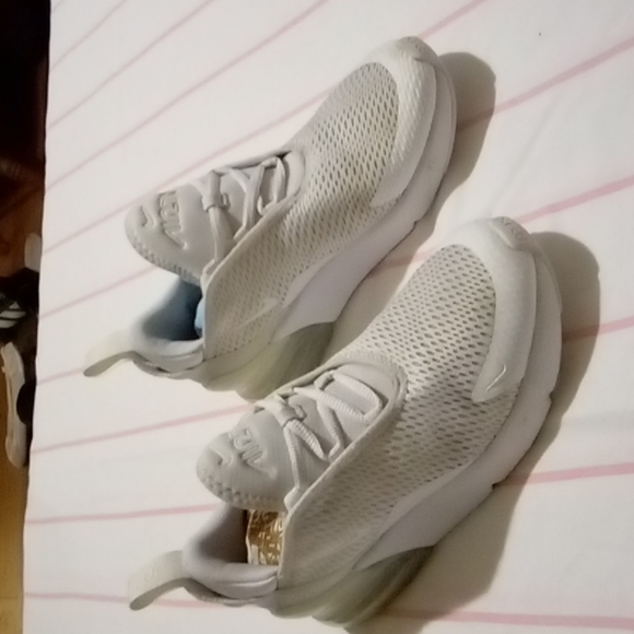 youth size 2 nike shoes